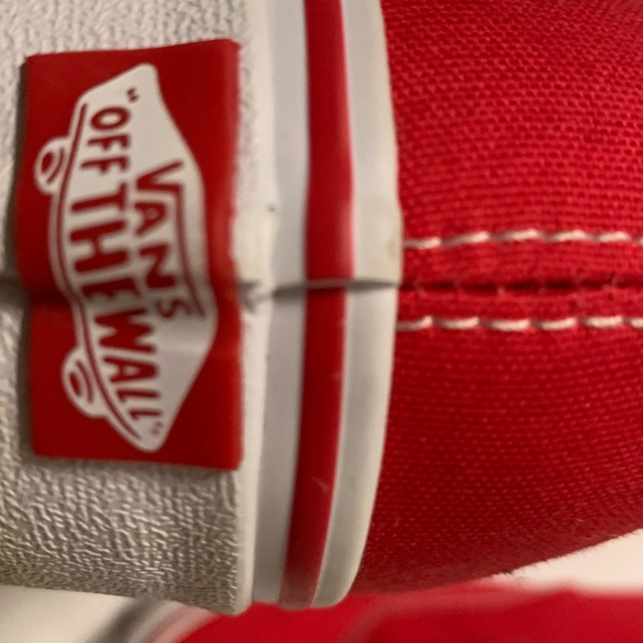 red low cut vans - Picture 4 of 4